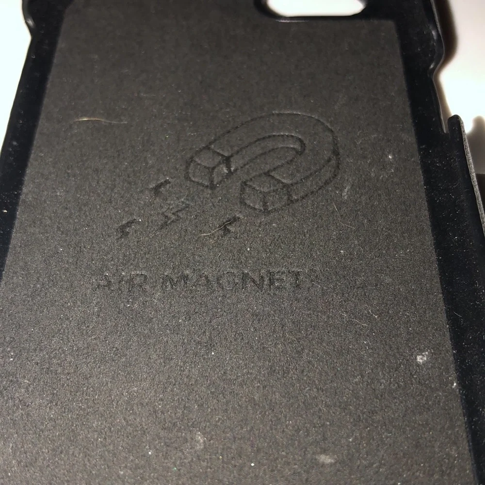 IPHONE 6S,7/8 air magnet black leather phone case like new strong hold